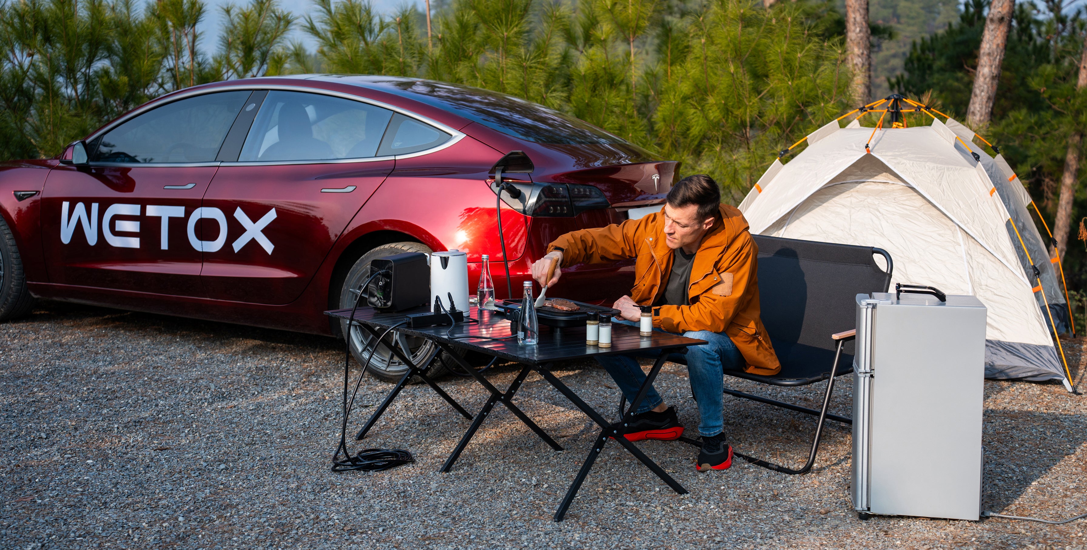 V2L,V2L adapter,V2L adaptor,V2L discharger,V2L connector,V2L discharge device,discharge adapter,Powershare,Tesla V2L,Tesla V2H,Tesla vehicle to load,Model 3 V2L,Model Y V2L,Model S V2L,Model X V2L,NACS V2L,Tesla V2X,Tesla V2V,Tesla bi-directional charging,CCS2,NACS,WETOX